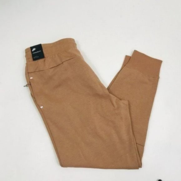 Nike Women’s Tech Fleece Jogger Sweatpants - Picture 6 of 8